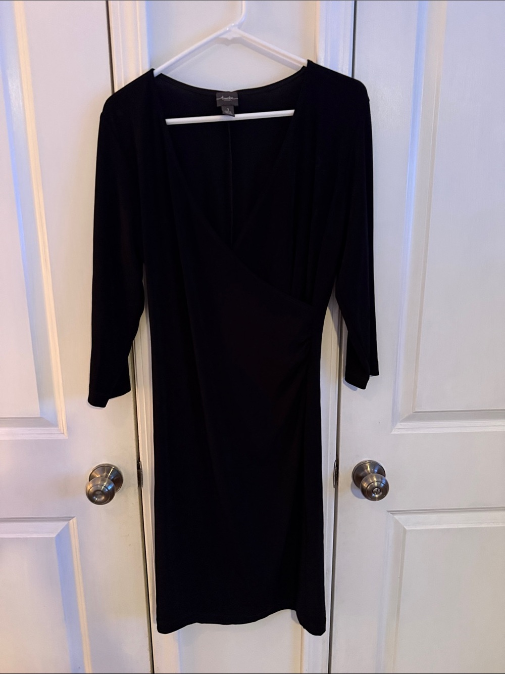 Women's Black Long-Sleeve Wrap Dress